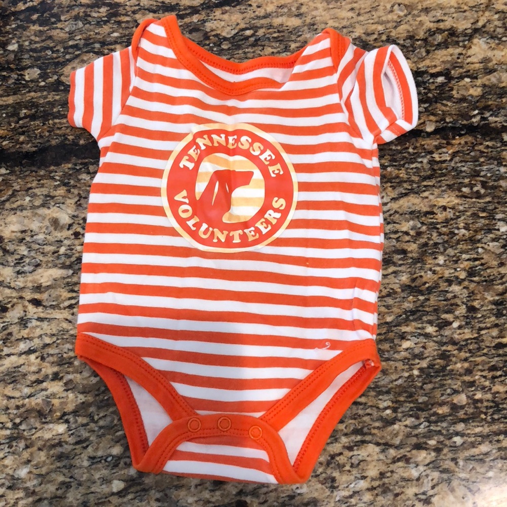 Vols onesie